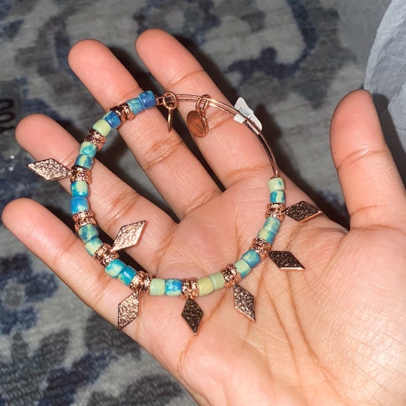 Bangle! - Picture 2 of 3